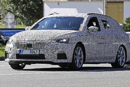 Skoda Octavia RS (2020) soll als Plug-in-Hybrid kommen Skoda Octavia RS (2020) soll als Plug-in-Hybrid kommen