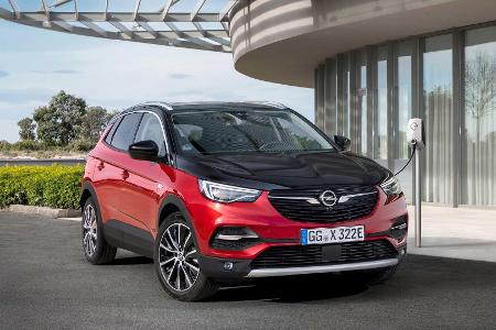 Opel Grandland X Hybrid4: Wie man den Plug-in-Hybrid auflädt Opel Grandland X Hybrid4: Wie man den Plug-in-Hybrid auflädt