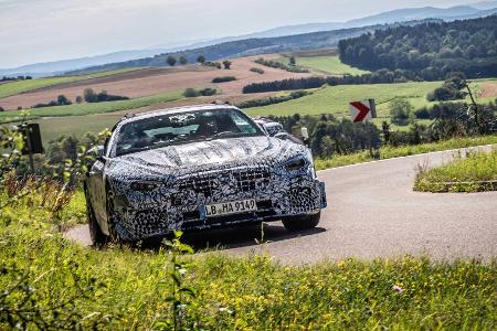 Mercedes-AMG SL (2021) zeigt sich ganz offiziell als Erlkönig Mercedes-AMG SL (2021) zeigt sich ganz offiziell als Erlkönig