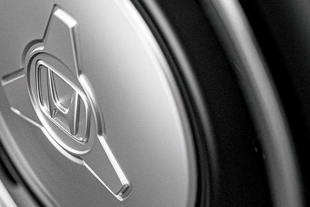 Baby-Bolide: Honda N-One mit Performance Parts von Mugen
