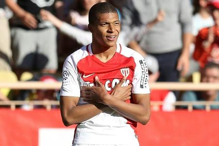 Marca: Supertalent Mbappé mit Real Madrid einig Marca: Supertalent Mbappé mit Real Madrid einig