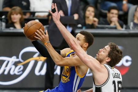 NBA: Warriors erneut im Finale NBA: Warriors erneut im Finale
