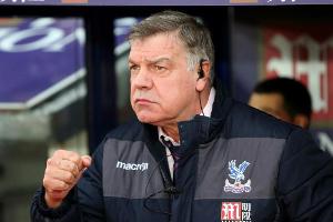 Allardyce tritt als Trainer von Crystal Palace zurück