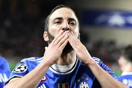 Higuain trifft doppelt: Juve nach 2:0 in Monaco auf Finalkurs Higuain trifft doppelt: Juve nach 2:0 in Monaco auf Finalkurs