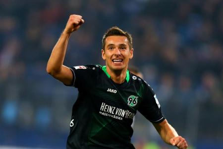 Sobiech verlässt Hannover 96 nach der Saison Sobiech verlässt Hannover 96 nach der Saison