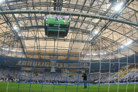 Nach Schalke-Spiel: Zwei HSV-Fans schwer verletzt Nach Schalke-Spiel: Zwei HSV-Fans schwer verletzt