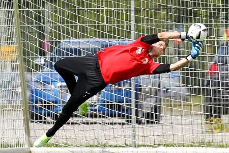 Premiere des Tages: Andreas Luthe (FC Augsburg) Premiere des Tages: Andreas Luthe (FC Augsburg)