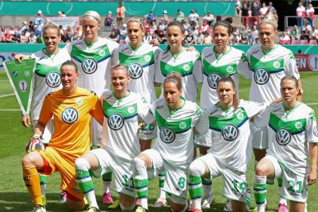 Wolfsburgs Fußballerinnen trotz Niederlage zum dritten Mal deutscher Meister Wolfsburgs Fußballerinnen trotz Niederlage zum dritten Mal deutscher Meister