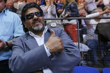 Maradona neuer Trainer bei Zweitligist aus Dubai Maradona neuer Trainer bei Zweitligist aus Dubai