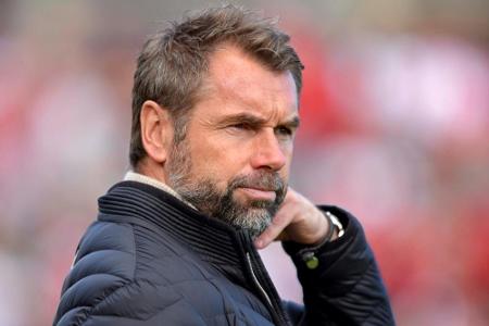 Absteiger Würzburg und Trainer Hollerbach trennen sich Absteiger Würzburg und Trainer Hollerbach trennen sich