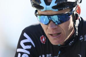 Radsport: Tour-Sieger Froome angefahren