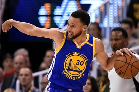 NBA: Curry führt Warriors zu zweitem NBA: Curry führt Warriors zu zweitem