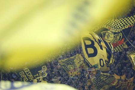NRW-Polizei geht mit Razzien gegen Dortmunder Hooligans vor NRW-Polizei geht mit Razzien gegen Dortmunder Hooligans vor