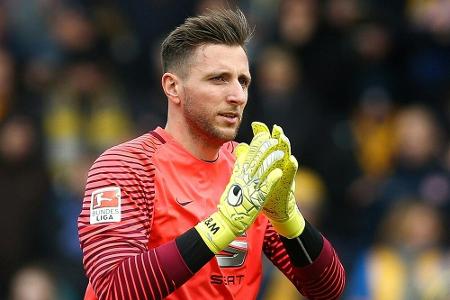 Braunschweig verlängert mit Torhüter Fejzic bis 2020 Braunschweig verlängert mit Torhüter Fejzic bis 2020