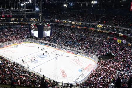Eishockey-WM: Eröffnungsfeier in Köln vor deutschem Auftaktspiel Eishockey-WM: Eröffnungsfeier in Köln vor deutschem Auftaktspiel