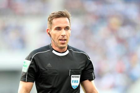 Schiedsrichter Stieler pfeift das Rückspiel zwischen Braunschweig und Wolfsburg Schiedsrichter Stieler pfeift das Rückspiel zwischen Braunschweig und Wolfsburg