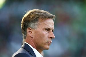Nach Klassenerhalt: Jonker bleibt Trainer in Wolfsburg