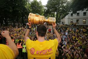 Polizei: Hunderttausende Fans feiern BVB-Pokalsieg friedlich