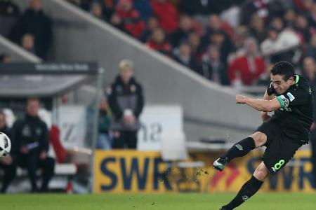 Hannover 96: Schmiedebach mit Wadenblessur Hannover 96: Schmiedebach mit Wadenblessur