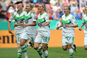 Pokal-Hattrick: Wolfsburgerinnen holen das Double