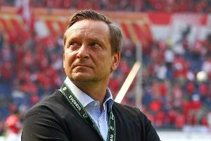 Rennen um direkte Aufstiegsplätze: 96-Manager Heldt setzt auf Hannover und Stuttgart