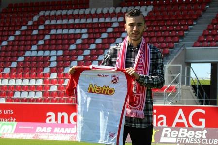 2. Liga: Adamyan erster Neuzugang für Aufsteiger Regensburg 2. Liga: Adamyan erster Neuzugang für Aufsteiger Regensburg