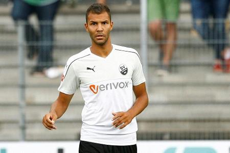 Innenverteidiger Gordon kehrt nach Karlsruhe zurück Innenverteidiger Gordon kehrt nach Karlsruhe zurück