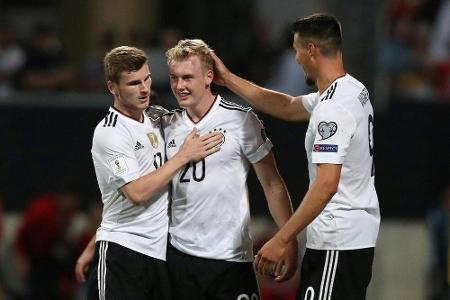Weltmeister Deutschland mit Schützenfest gegen San Marino Weltmeister Deutschland mit Schützenfest gegen San Marino