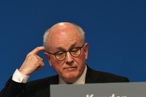 Deutsche Politiker fordern erneut Diskussion über WM 2022