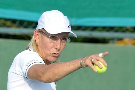 Navratilova wehrt sich: Navratilova wehrt sich: