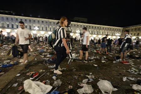 Nach Massenpanik in Turin: 38-jährige Italienerin gestorben Nach Massenpanik in Turin: 38-jährige Italienerin gestorben