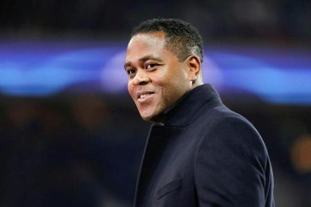 Fußball: Patrick Kluivert verlässt Paris St. Germain Fußball: Patrick Kluivert verlässt Paris St. Germain