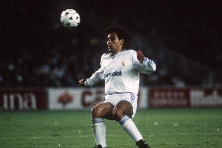 Der mexikanische Stürmerstar sicherte sich gleich fünfmal zwischen 1985 und 1990 die Torjägerkrone in der Primera División (...