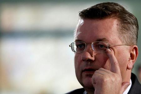DFB-Präsident Grindel verteidigt WM in Russland: DFB-Präsident Grindel verteidigt WM in Russland: