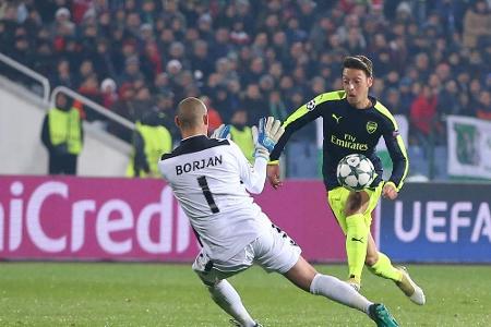 Özil-Treffer zum schönsten Champions-League-Tor der Saison gewählt Özil-Treffer zum schönsten Champions-League-Tor der Saison gewählt