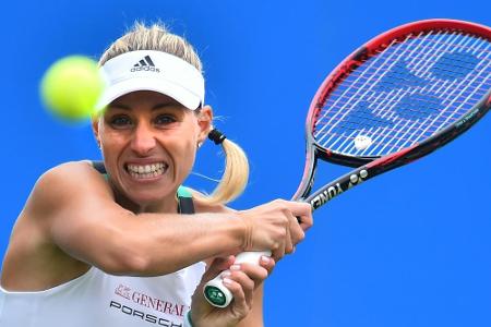 Trotz Aus in Eastbourne: Kerber als Nummer eins nach Wimbledon Trotz Aus in Eastbourne: Kerber als Nummer eins nach Wimbledon