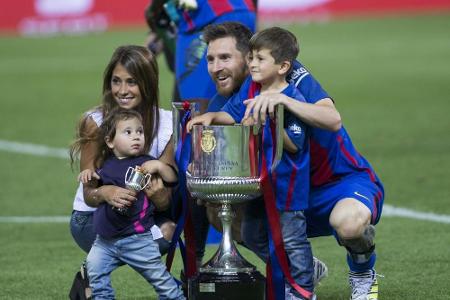 Lionel Messi heiratet seine Jugendliebe Lionel Messi heiratet seine Jugendliebe