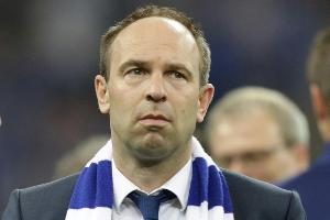 Umbro neuer Ausrüster für Schalke - Veltins verlängert bis 2027