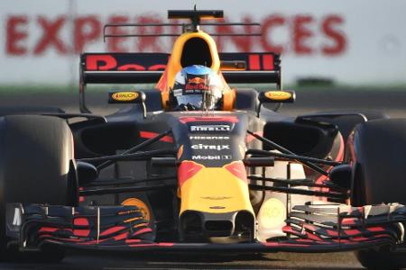 Ricciardo gewinnt Chaosrennen in Baku Ricciardo gewinnt Chaosrennen in Baku