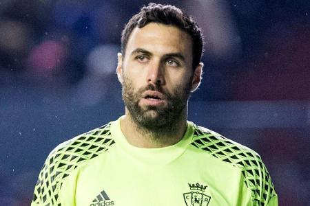 Italiens Nationaltorwart Sirigu von PSG zum FC Turin Italiens Nationaltorwart Sirigu von PSG zum FC Turin