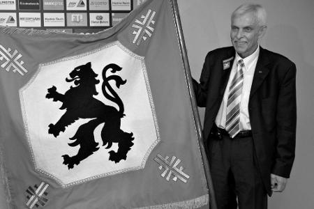 1860 München trauert um Ex-Präsident Dieter Schneider 1860 München trauert um Ex-Präsident Dieter Schneider