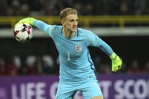 Englands Nationaltorhüter Hart von ManCity an West Ham ausgeliehen