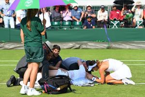 Mattek-Sands erleidet schlimme Knieverletzung in Wimbledon