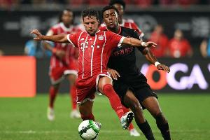 Syndesmoseriss: Bernat fehlt Bayern monatelang