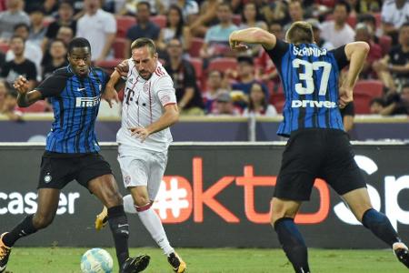 FC Bayern: Asien-Reise endet mit dritter Niederlage, Ribéry angeschlagen FC Bayern: Asien-Reise endet mit dritter Niederlage, Ribéry angeschlagen