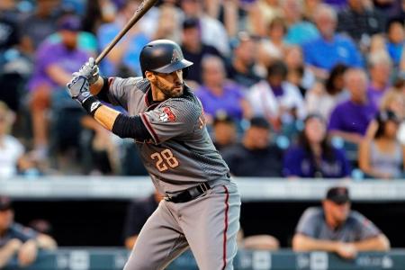 MLB-Rekord eingestellt: Martinez schlägt vier Homeruns in einem Spiel MLB-Rekord eingestellt: Martinez schlägt vier Homeruns in einem Spiel