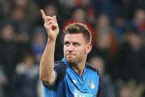 Hoffenheim verlängert Vertrag mit Szalai