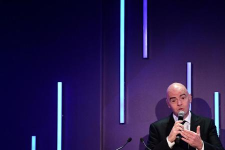 Infantino kündigt Transfermarkt-Diskussion an Infantino kündigt Transfermarkt-Diskussion an