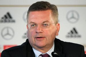 Mega-WM: Grindel will drei zusätzliche Europa-Plätze und warnt Infantino