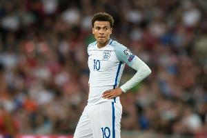 Sperre nach Mittelfinger-Geste: Alli fehlt England gegen Slowenien